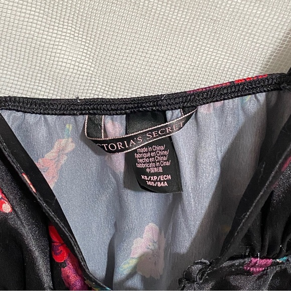 Black Floral Tie Front Teddy - Picture 5 of 7